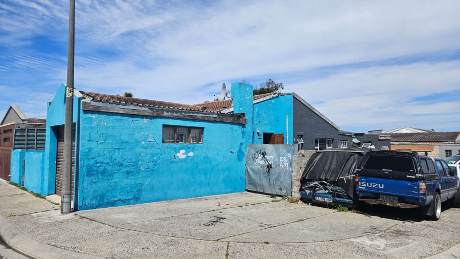3 Bedroom Property for Sale in Rocklands Western Cape